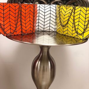 Geometric clutch multiple colors